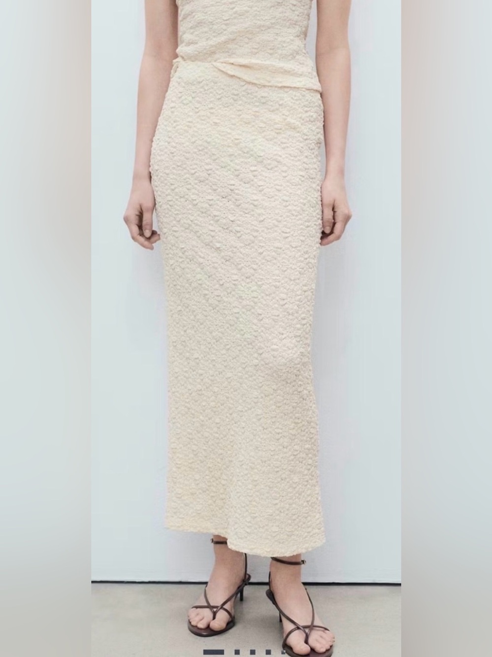 Mango Textured fitted skirt, ecru, size M